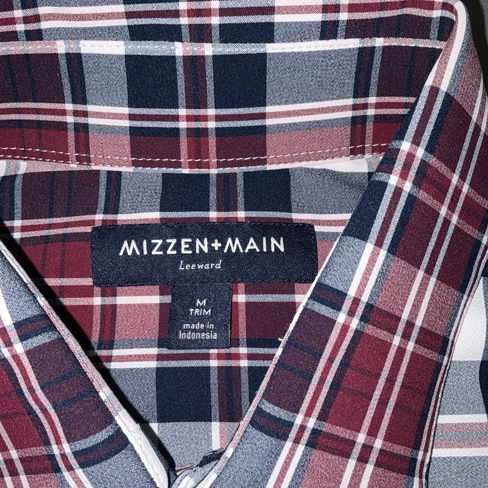 Mizzen+Main Shirt Men Medium Red Plaid Trim Fit Slim Leeward Performance